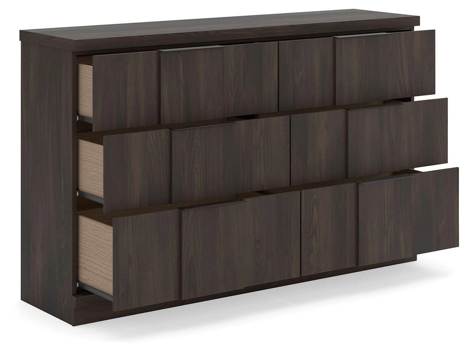 Shaehartin Dresser