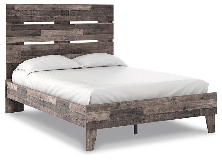 Neilsville Panel Bed image