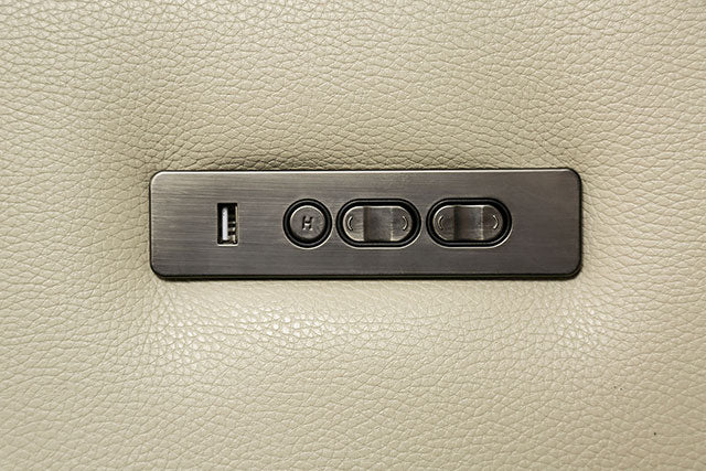 Power Loveseat Barclay