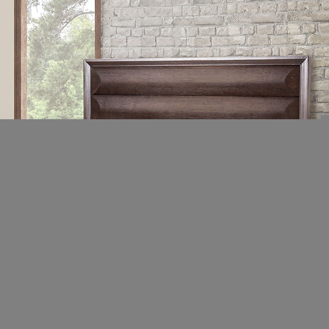 Hinwitz Queen Bedroom Set