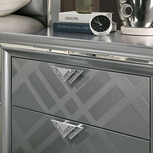 Emmeline Queen Bedroom Set Silver